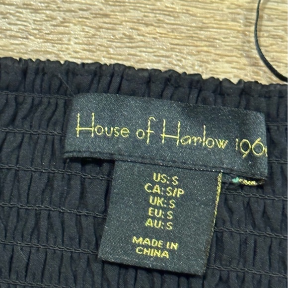 NWOT House of hollow 1960 Black sequined halter top - Picture 3 of 4